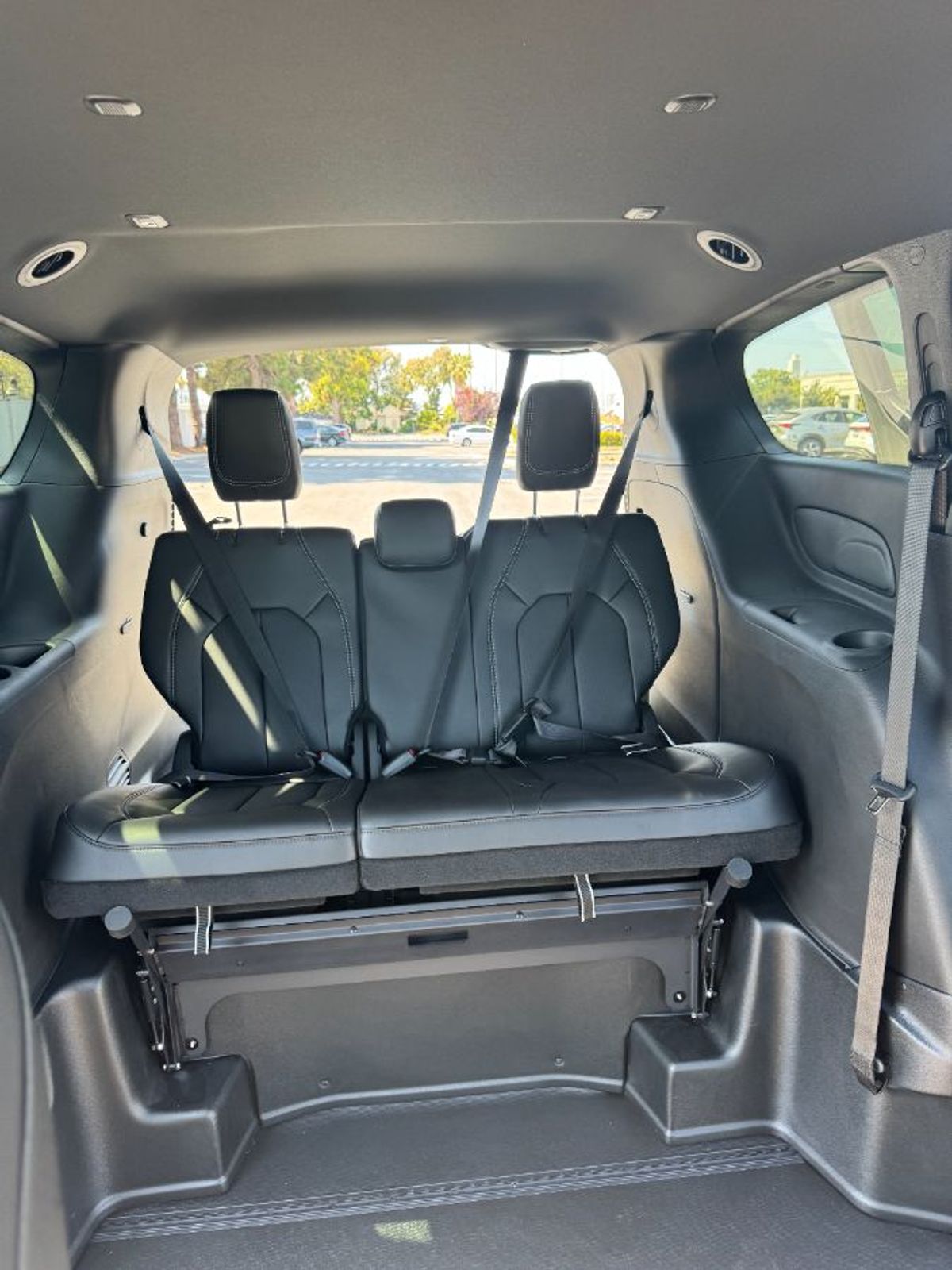 2025 CHRYSLER PACIFICA - Image 15