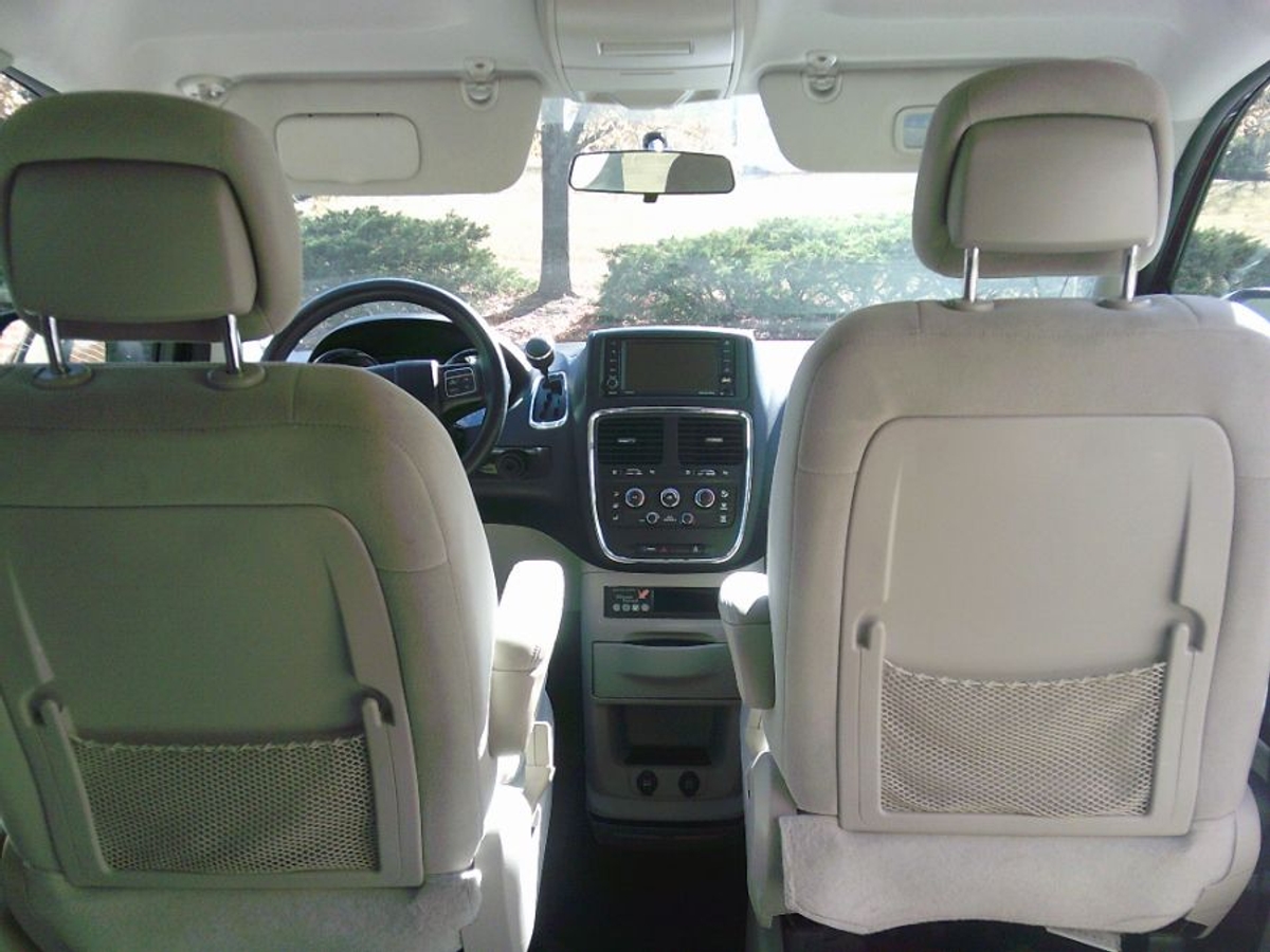 2017 DODGE GRAND CARAVAN - Image 15