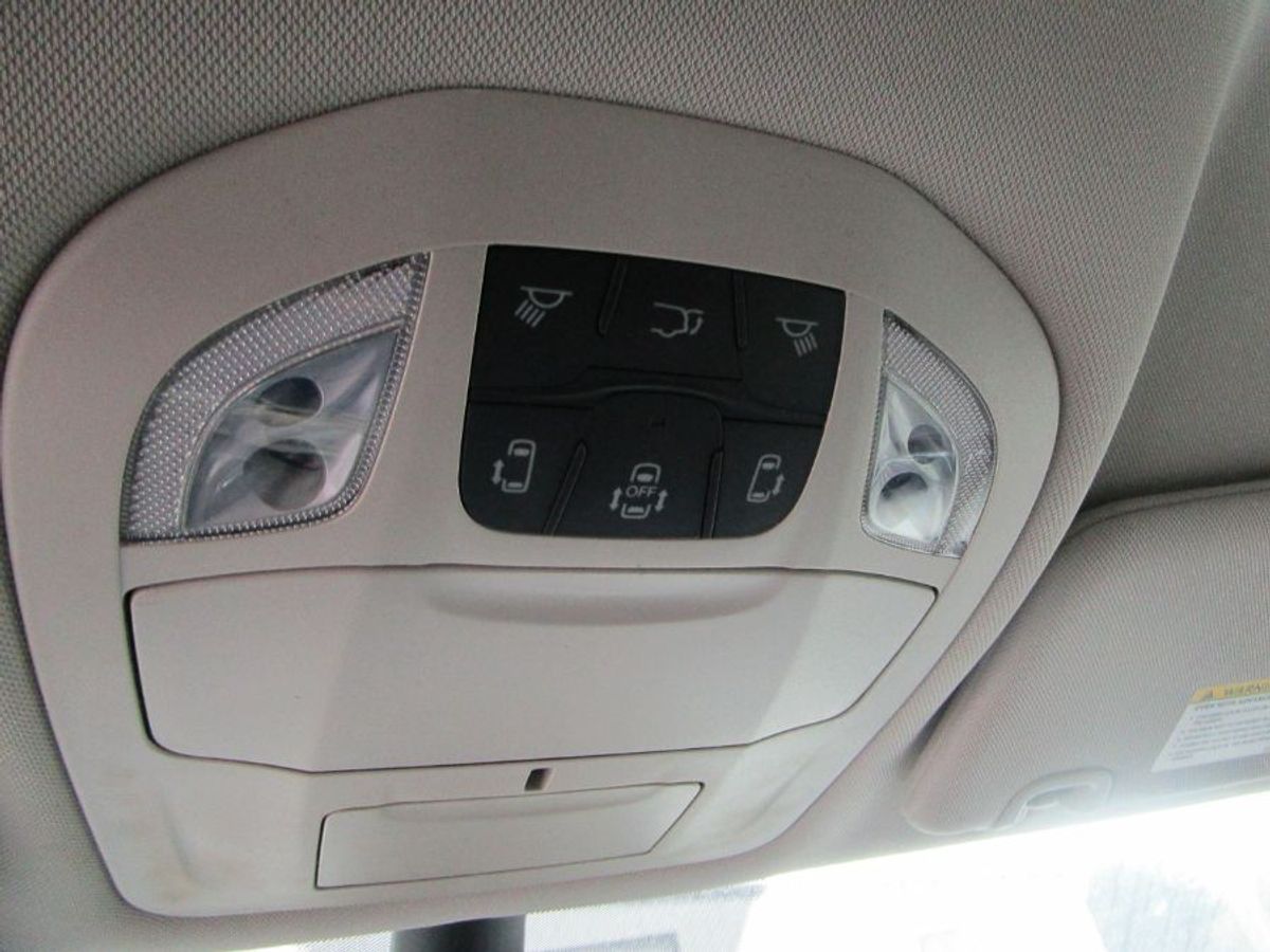 Blanco Chrysler Voyager número de imagen 6