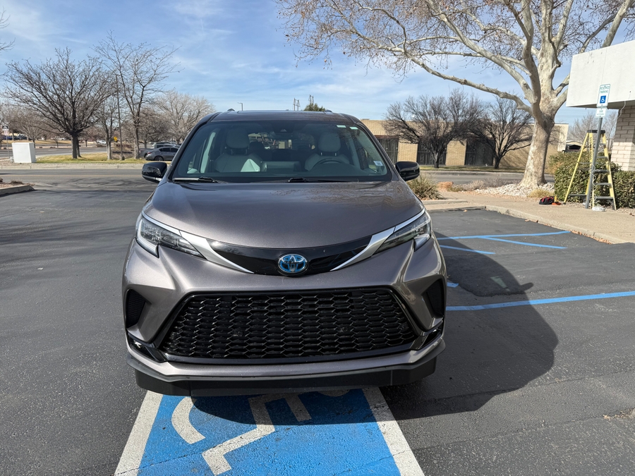 Used 2022 Toyota Sienna Hybrid XSE - VMI Side Entry Entry In Floor Automatic Ramp