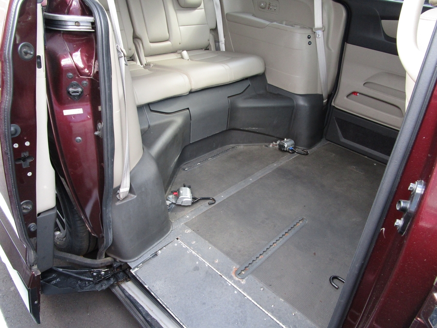  Honda Odyssey image number 3