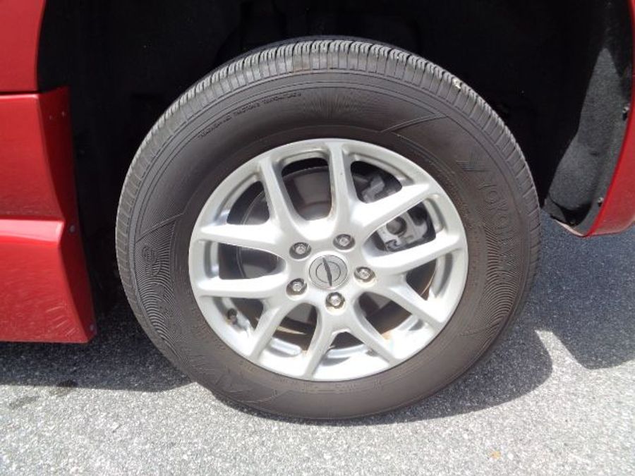 Used 2024 Chrysler Pacifica Touring L - BraunAbility Side Entry Entry In Floor Automatic Ramp