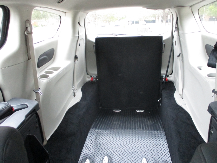 Used 2022 Chrysler Voyager LX - ATS Rear Entry Entry Fold Out Manual Ramp