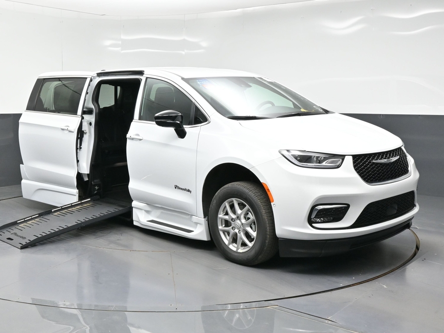 White Chrysler Pacifica with Side Entry Automatic Fold Out ramp
