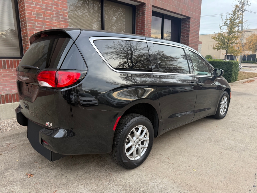 Used 2022 Chrysler Voyager LX - ATS Rear Entry Entry Fold Out Manual Ramp