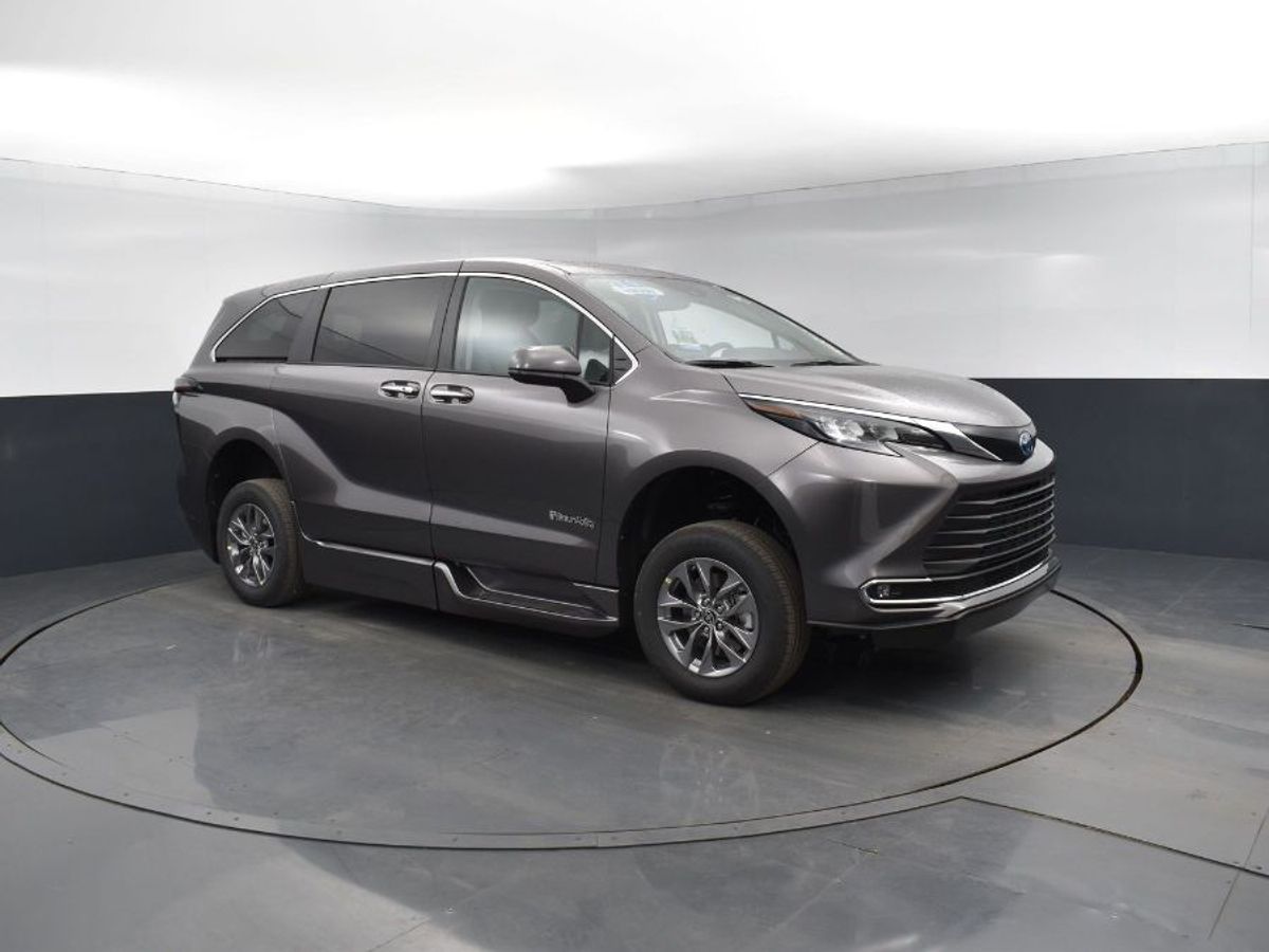 2024 TOYOTA SIENNA - Image 8