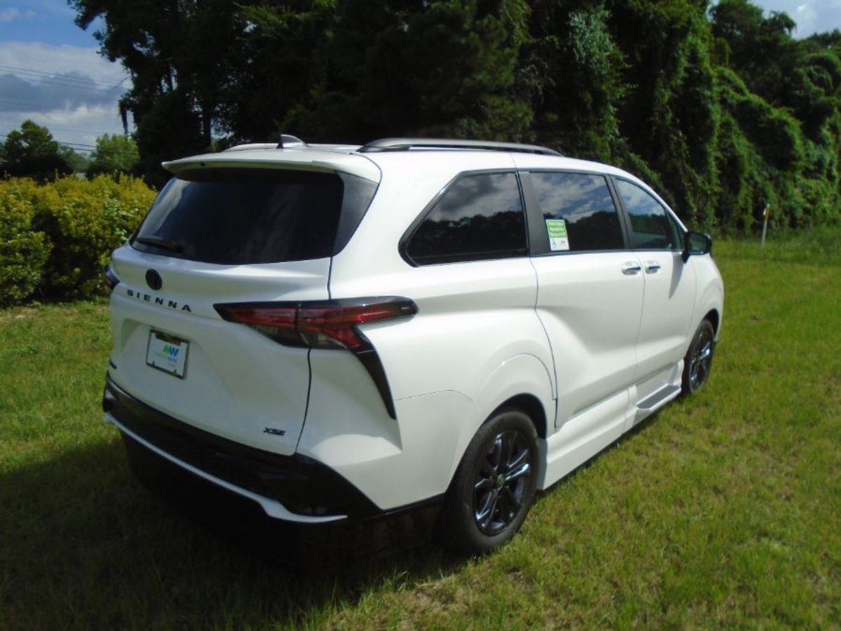 Blanco Toyota Sienna número de imagen 18