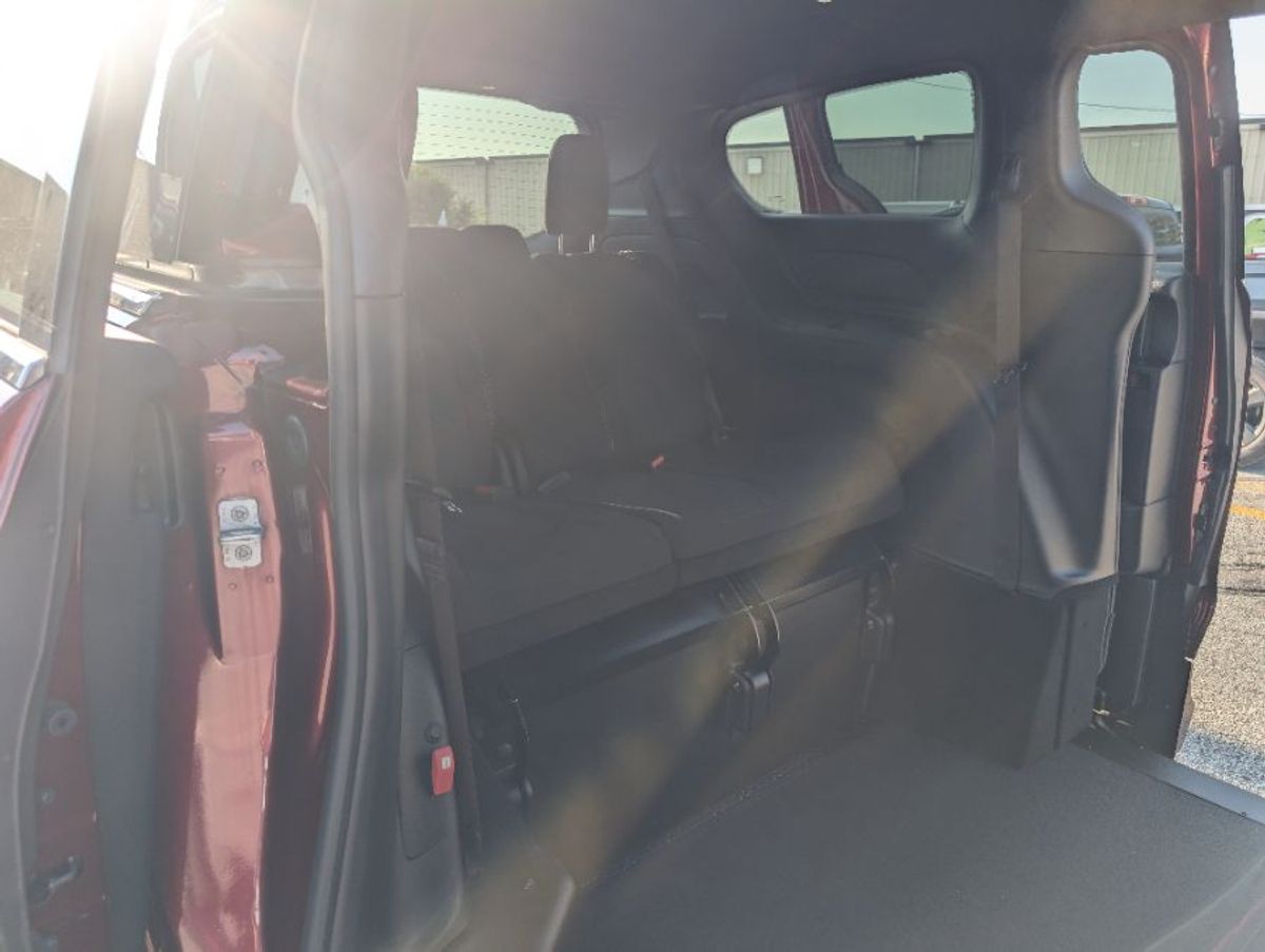 2023 CHRYSLER PACIFICA - Image 2