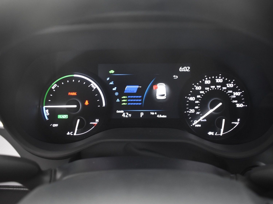 New 2025 Toyota Sienna Hybrid LE - BraunAbility Side Entry Entry Fold Out Automatic Ramp