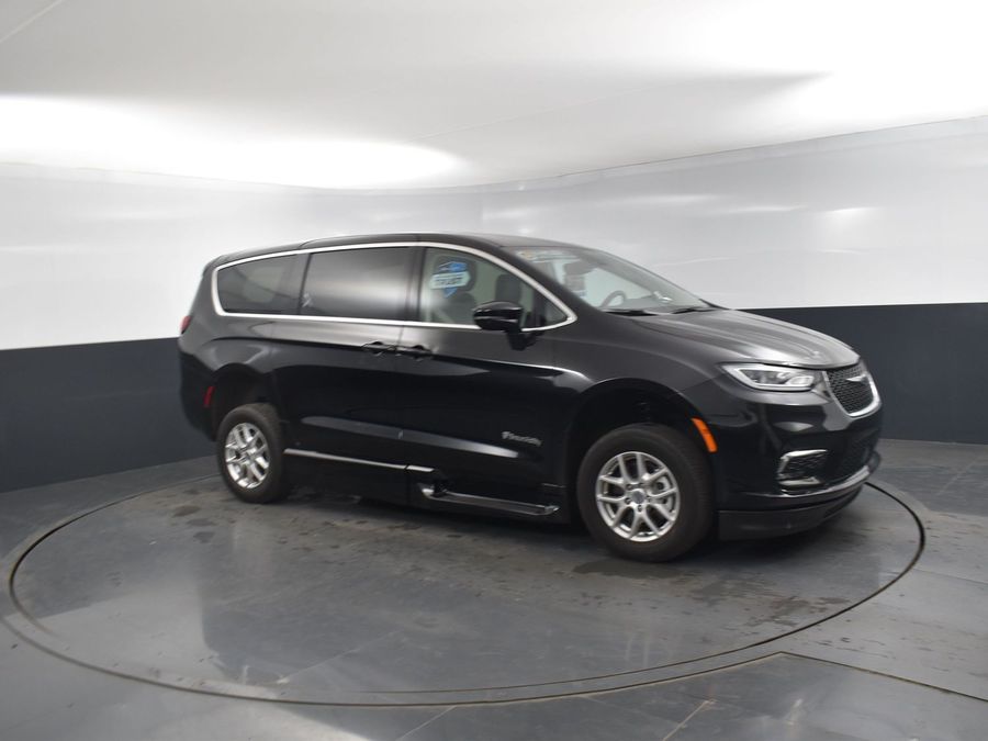 Used 2024 Chrysler Pacifica Touring L - BraunAbility Side Entry Entry In Floor Automatic Ramp