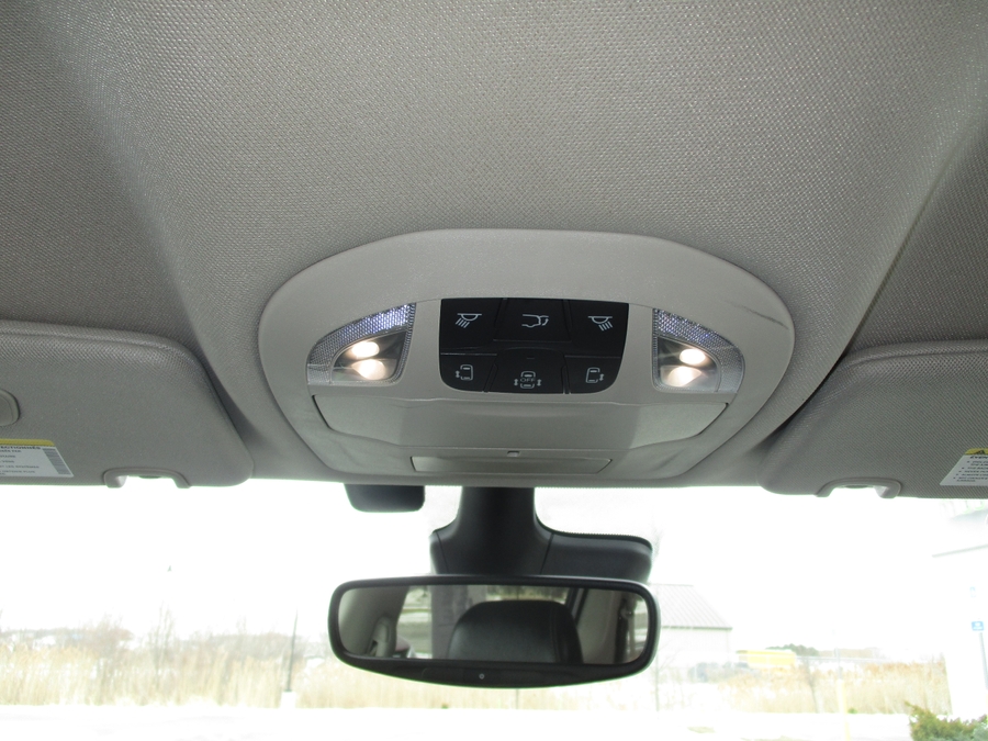 2022 CHRYSLER PACIFICA - Image 17