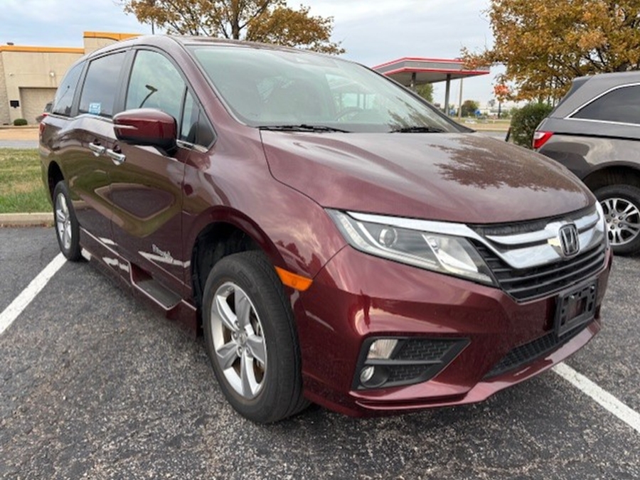 Used 2019 Honda Odyssey EX-L - BraunAbility Side Entry Entry In Floor Automatic Ramp