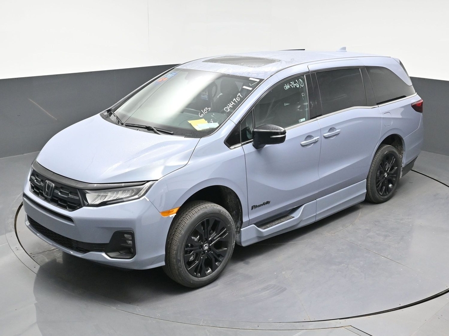 New 2026 Honda Odyssey Sport - BraunAbility Side Entry In Floor Automatic Ramp