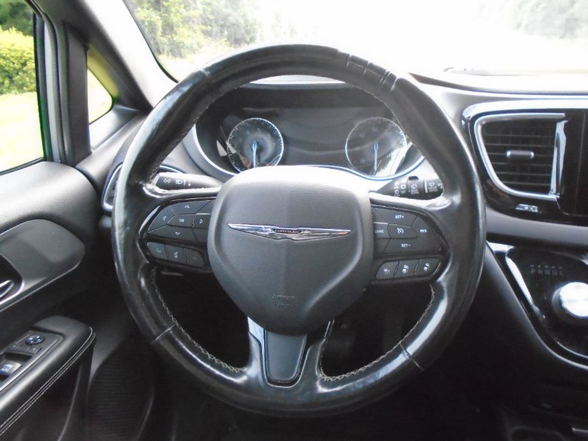 2019 CHRYSLER PACIFICA - Image 20