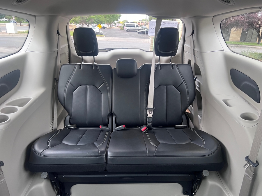 Used 2023 Chrysler Pacifica Touring L - BraunAbility Side Entry Fold Out Automatic Ramp