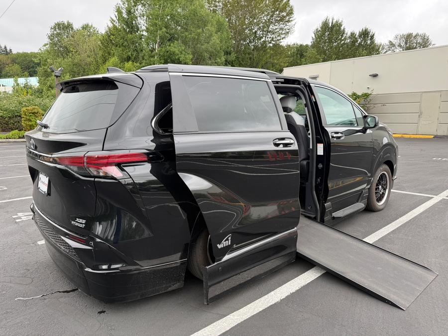 Used 2023 Toyota Sienna Hybrid XSE Sport - VMI Side Entry In Floor Automatic Ramp