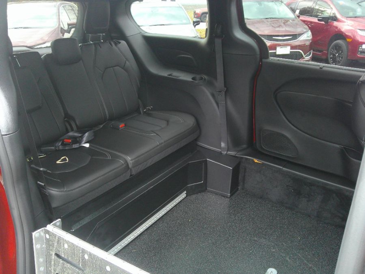 2026 CHRYSLER PACIFICA - Image 20