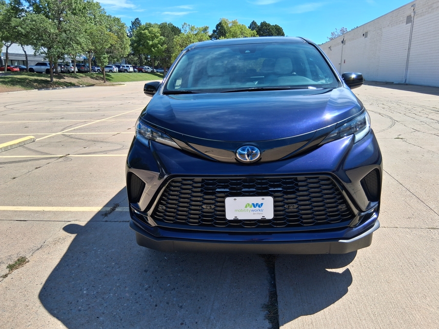 Blue Toyota Sienna with Side Entry Automatic In Floor ramp