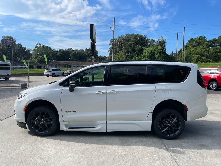 Blanco Chrysler Pacifica número de imagen 1