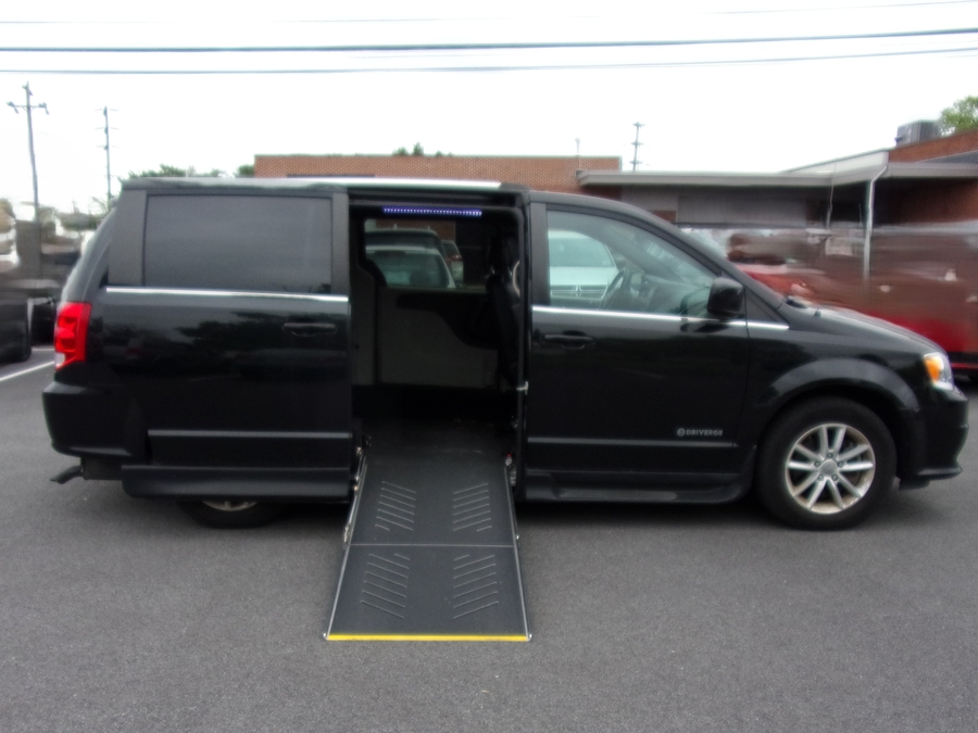 Black Dodge Grand Caravan image number 7