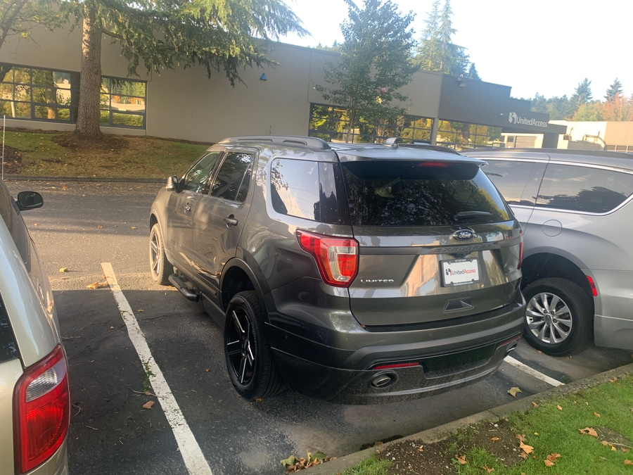 Used 2017 Ford Explorer Limited - BraunAbility Side Entry In Floor Automatic Ramp