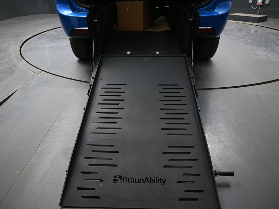 New 2026 Chrysler Pacifica Select Safety - BraunAbility Rear Entry Entry Fold Out Manual Ramp