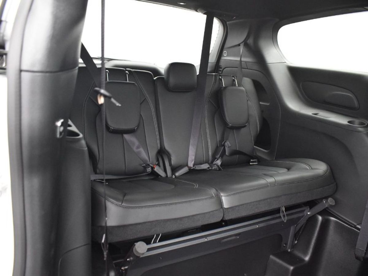 2025 CHRYSLER PACIFICA - Image 3