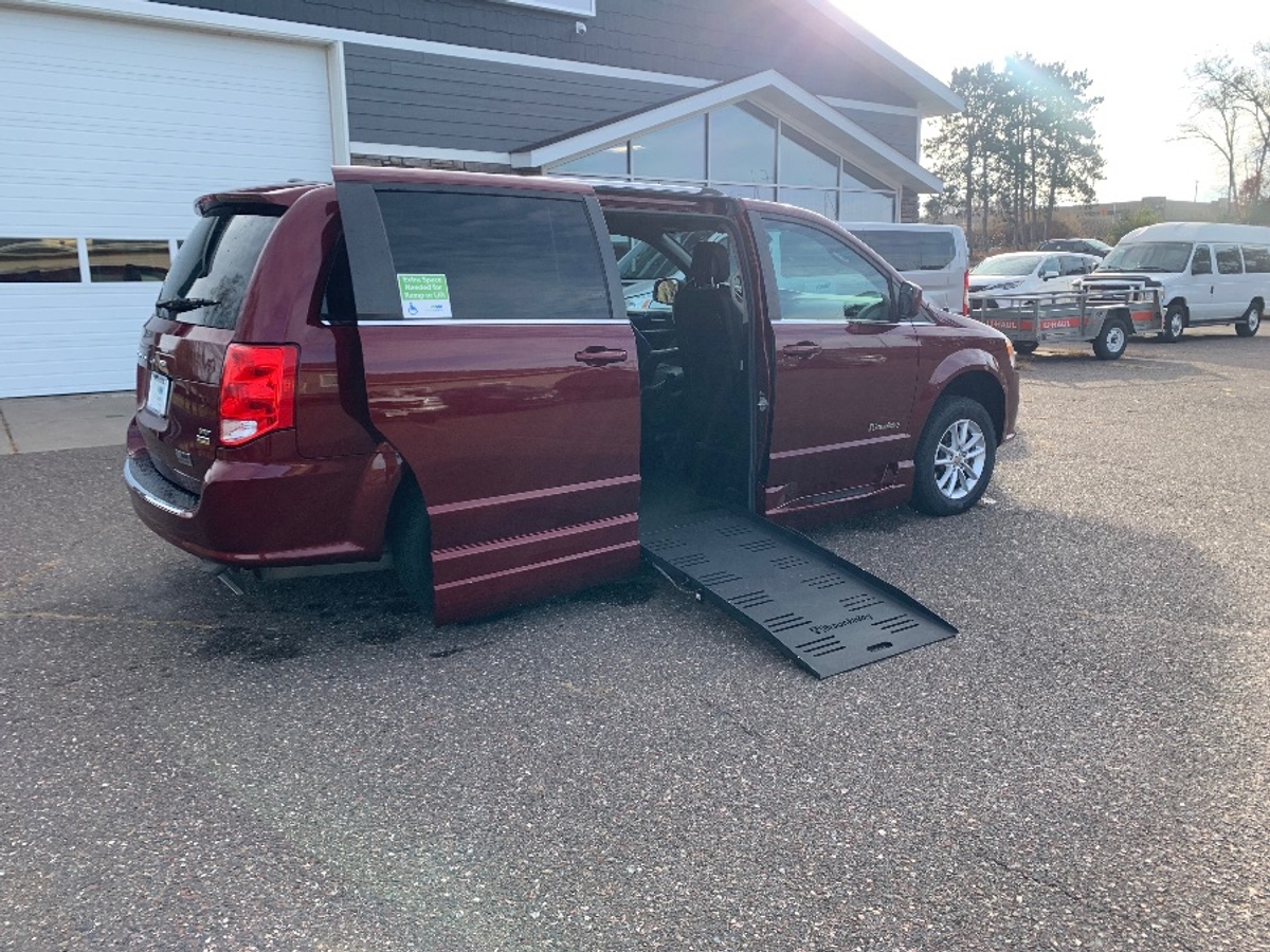 2019 DODGE GRAND CARAVAN - Image 13