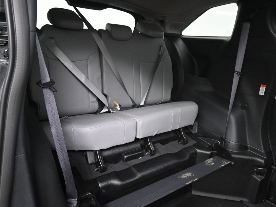 New 2025 Toyota Sienna Hybrid XLE Plus - BraunAbility Side Entry Entry Fold Out Automatic Ramp