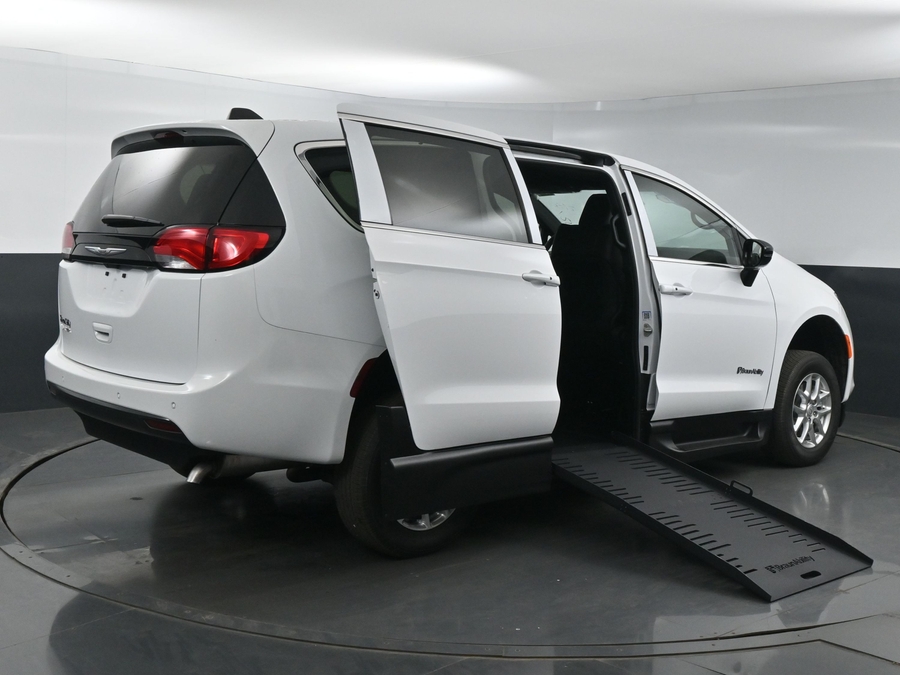 Used 2025 Chrysler Voyager LX - BraunAbility Commercial Side Entry Fold Out Manual Ramp