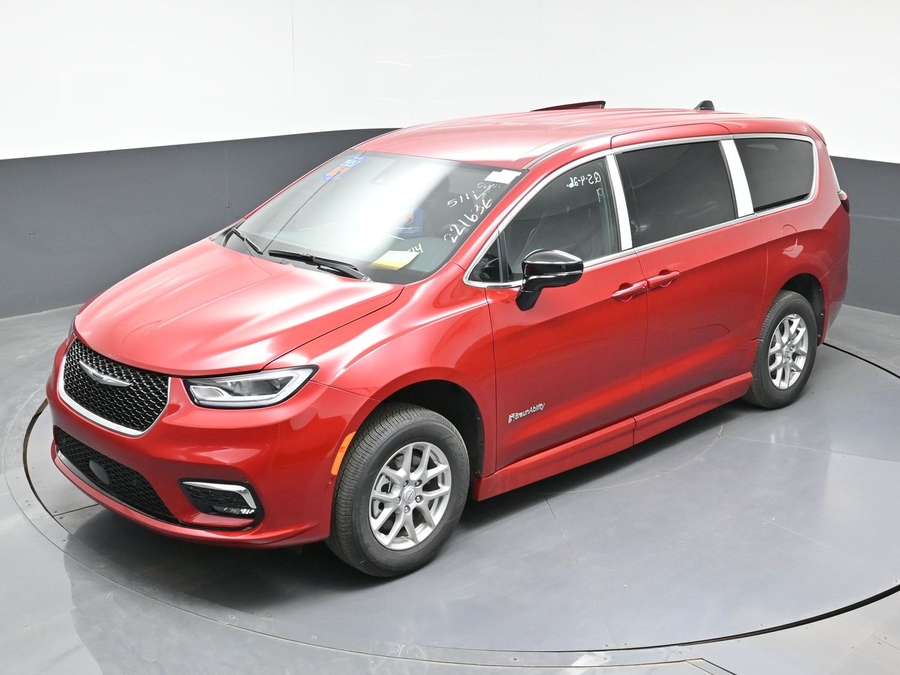 Red Chrysler Pacifica image number 20