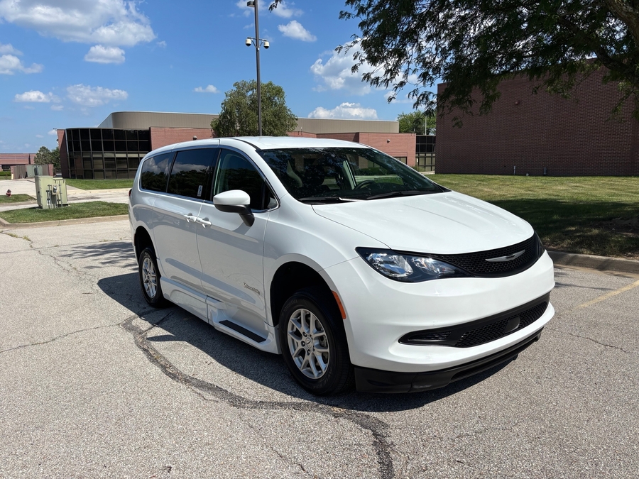 Used 2023 Chrysler Voyager LX - BraunAbility Side Entry Fold Out Automatic Ramp