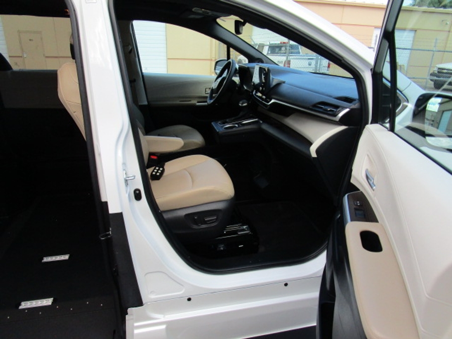 Used 2024 Toyota Sienna Hybrid XLE - VMI Side Entry Entry In Floor Automatic Ramp