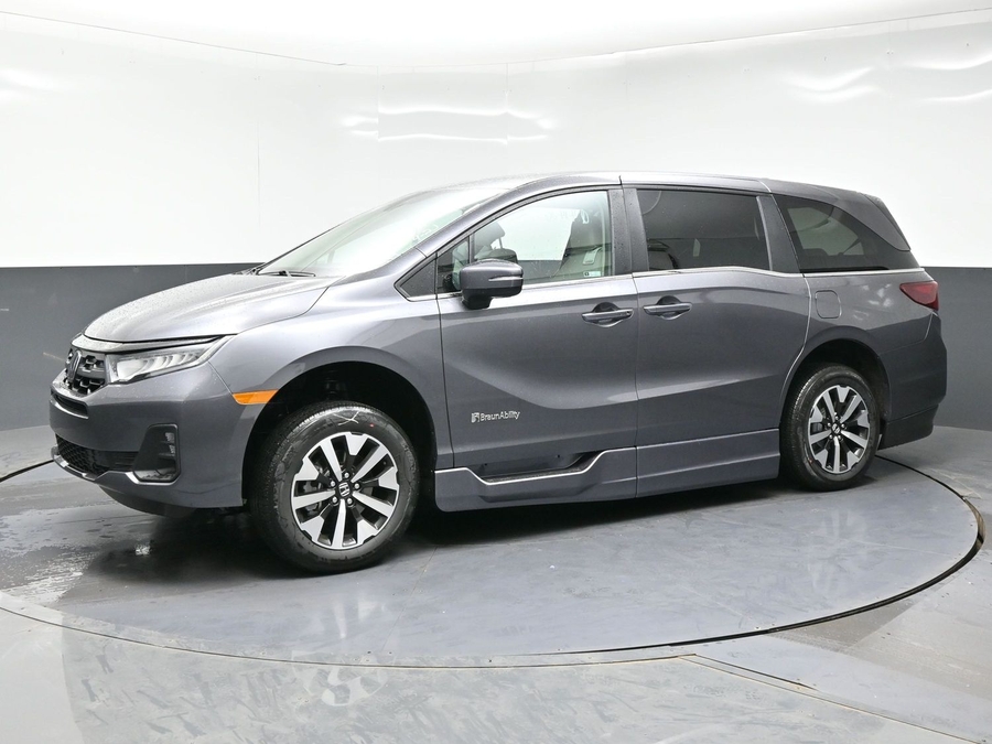 Grey Honda Odyssey image number 2