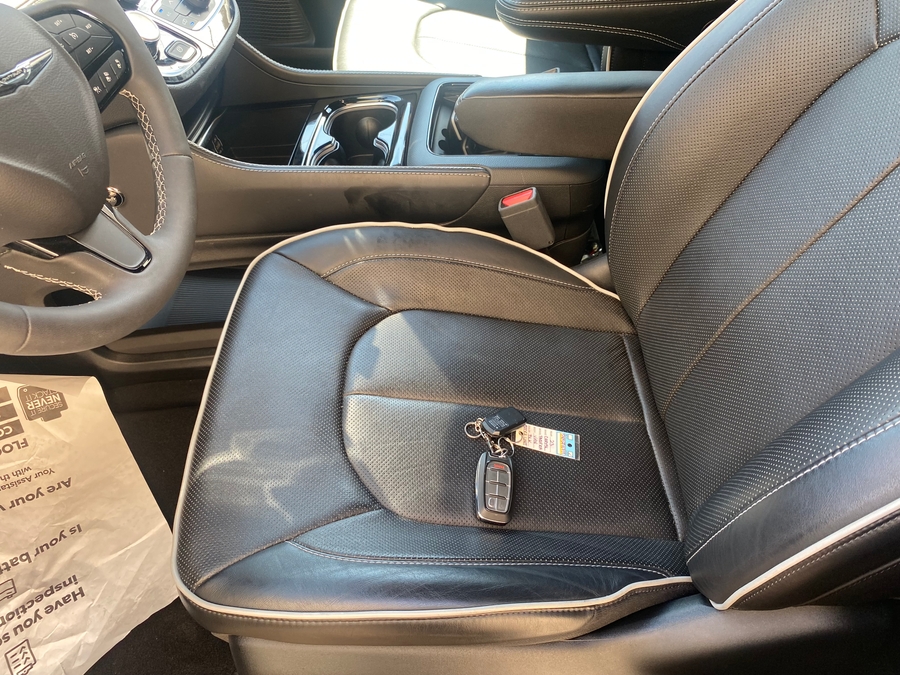 Used 2023 Chrysler Pacifica Limited Sport - RLX Side Entry Entry In Floor Automatic Ramp