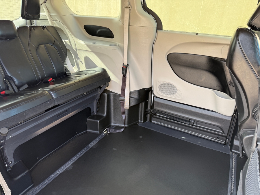 Used 2023 Chrysler Pacifica Touring L Safety - BraunAbility Side Entry Entry Fold Out Automatic Ramp