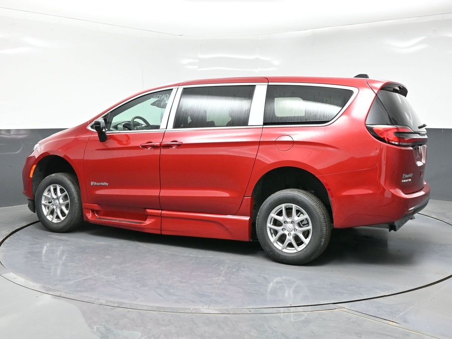 Red Chrysler Pacifica image number 3