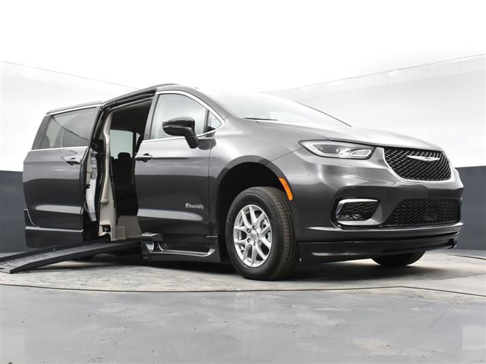 2022 CHRYSLER PACIFICA - Image 8