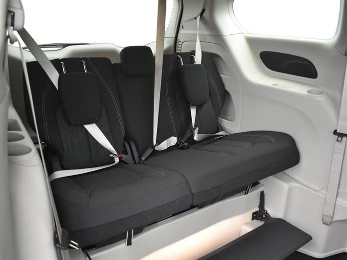 2023 CHRYSLER VOYAGER - Image 20