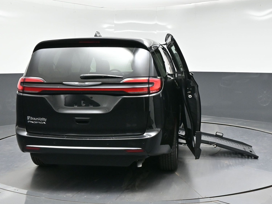 Used 2024 Chrysler Pacifica Touring L - BraunAbility Side Entry Fold Out Manual Ramp