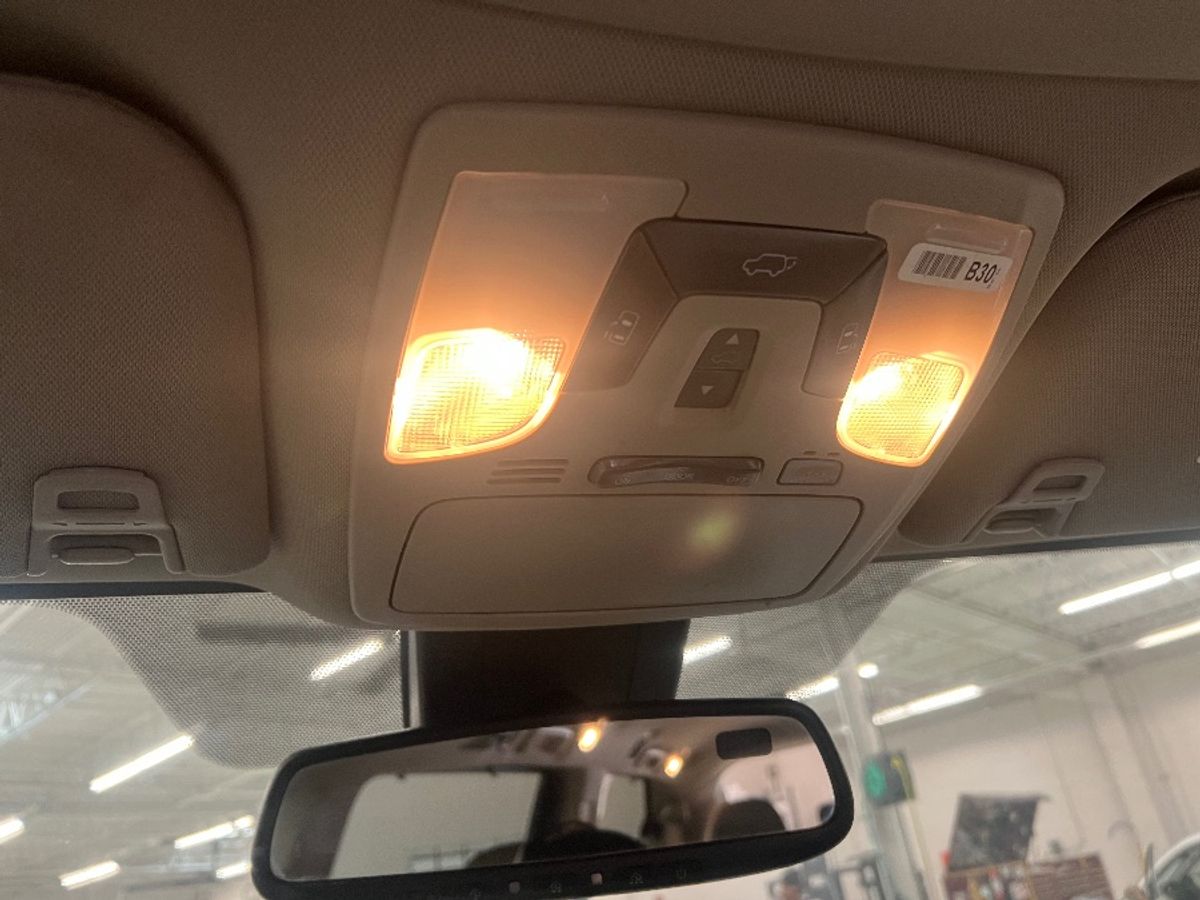 2019 TOYOTA SIENNA - Image 13