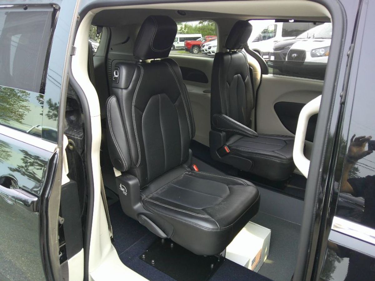 2024 CHRYSLER PACIFICA - Image 20