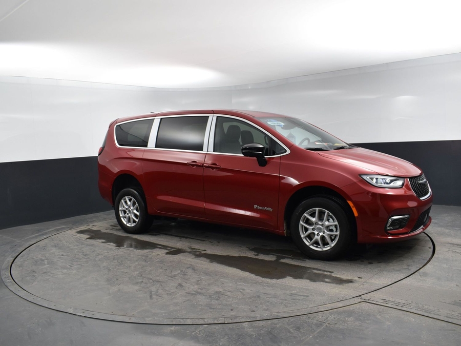 New 2026 Chrysler Pacifica Select Plus - BraunAbility Rear Entry Fold Out Manual Ramp