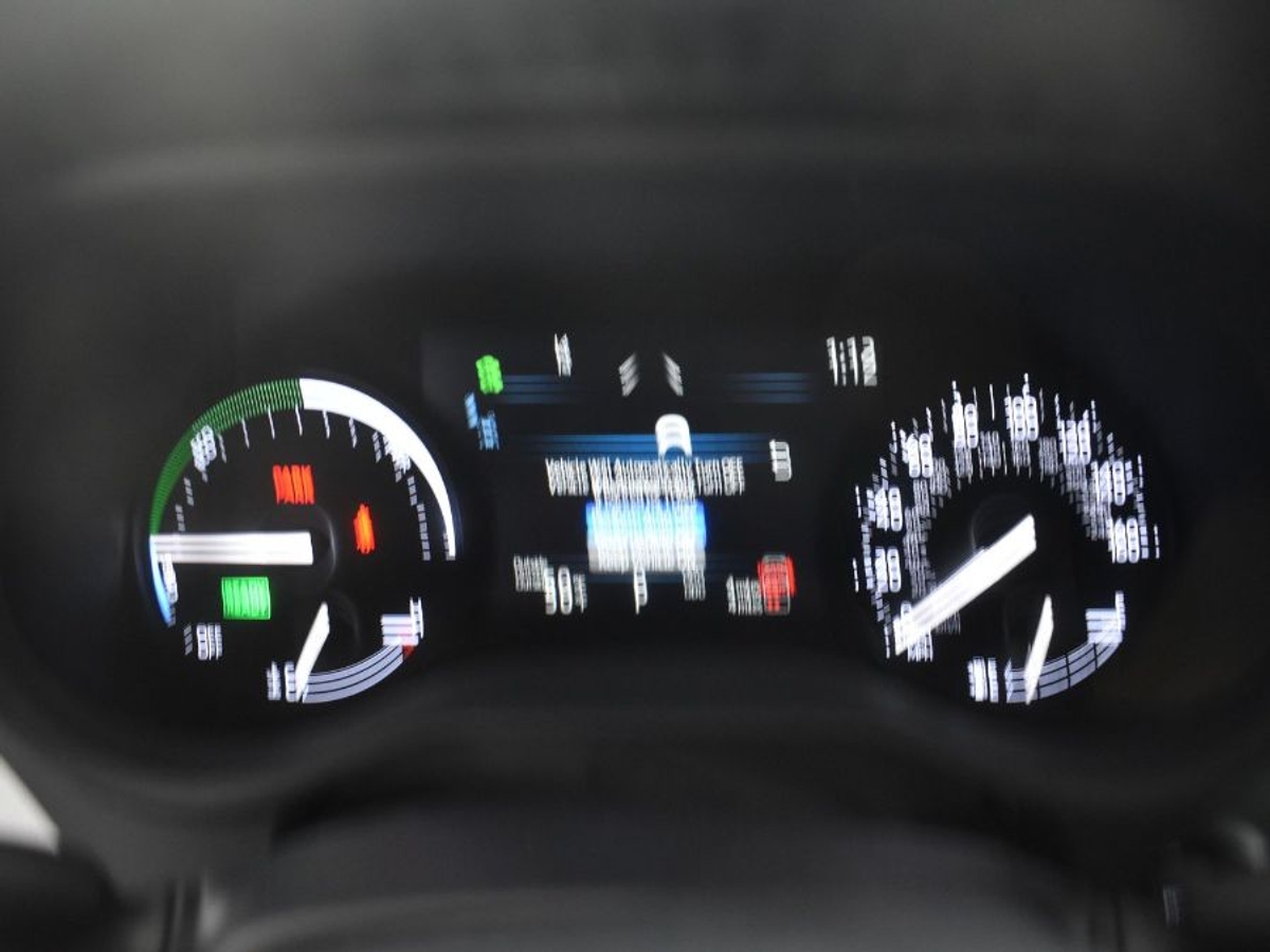 2025 TOYOTA SIENNA - Image 16