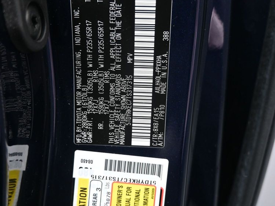 New 2026 Toyota Sienna Hybrid XLE Base - BraunAbility Side Entry In Floor Automatic Ramp