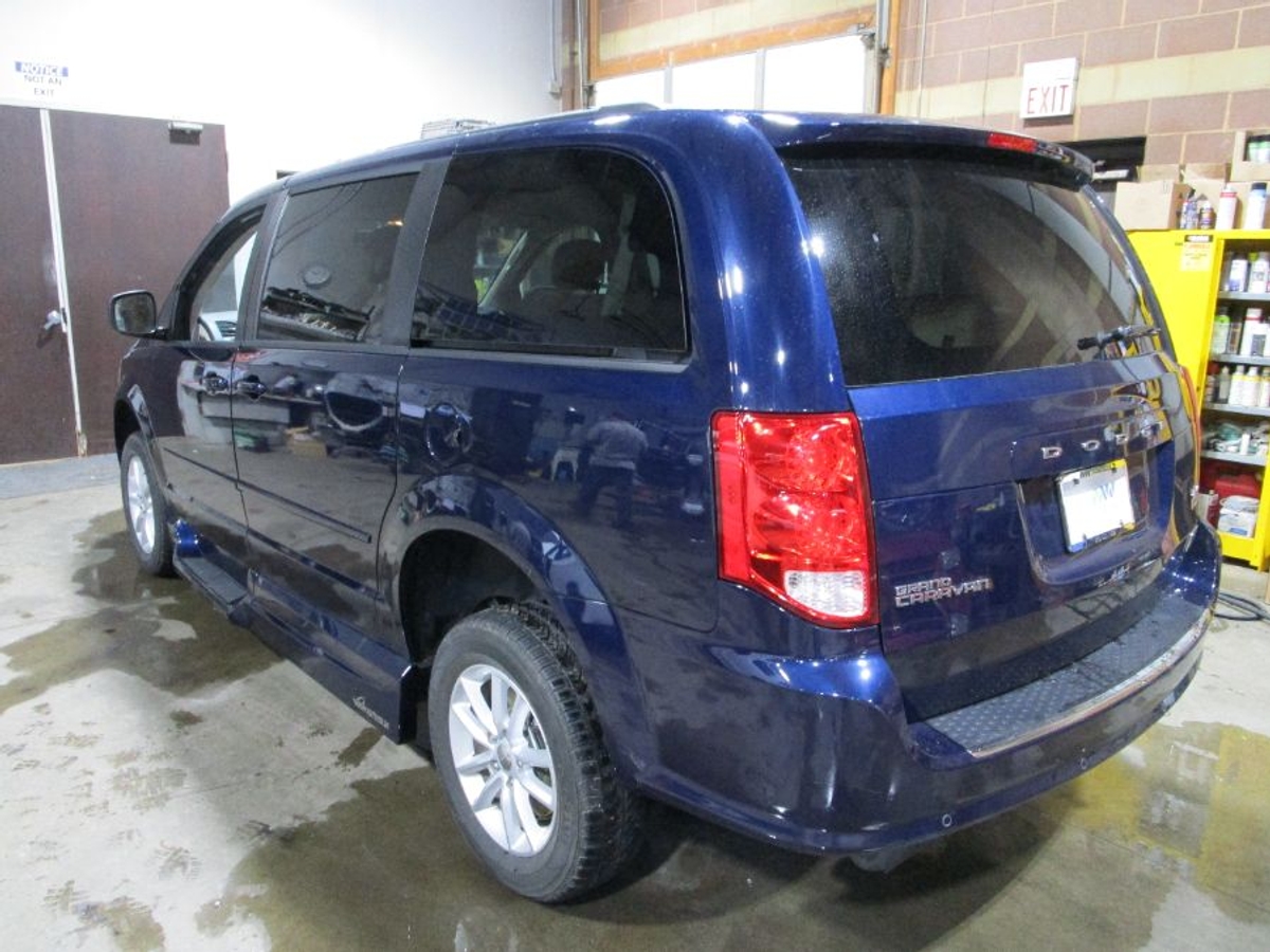 2015 DODGE GRAND CARAVAN - Image 6