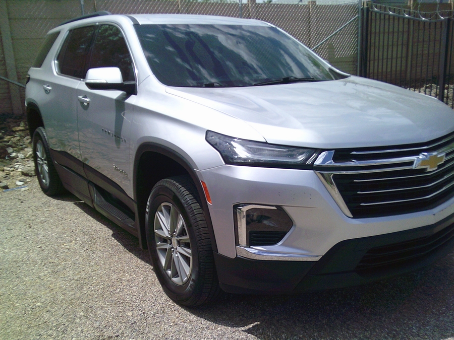 Used 2022 Chevrolet Traverse 1LT - BraunAbility Side Entry In Floor Automatic Ramp