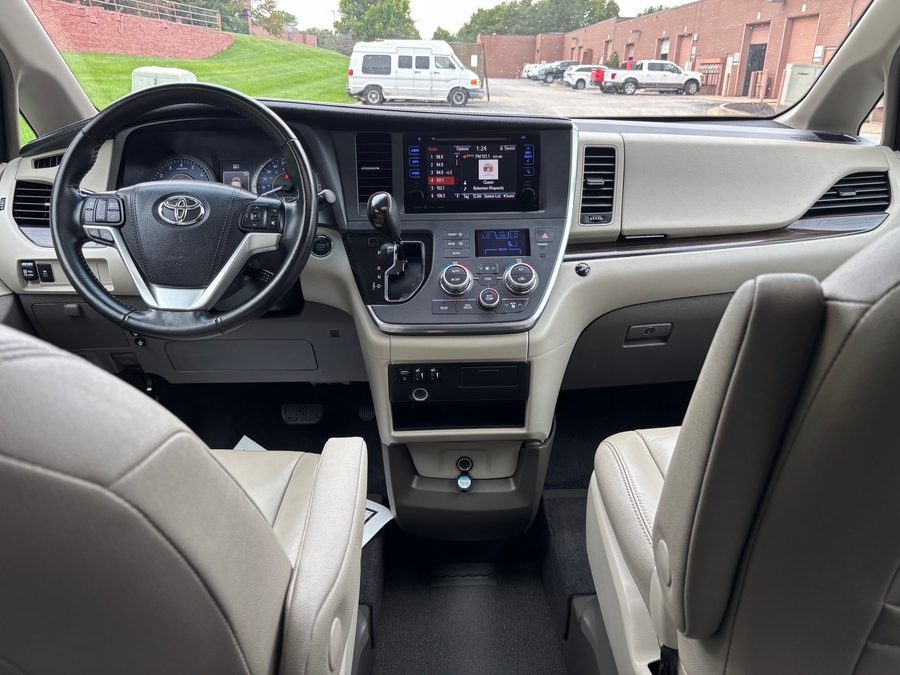 Used 2016 Toyota Sienna XLE - VMI Side Entry In Floor Automatic Ramp