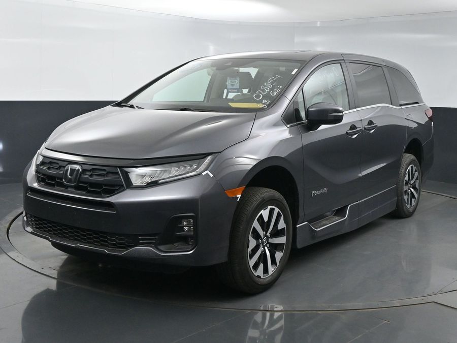 New 2025 Honda Odyssey EX-L - BraunAbility Side Entry Entry In Floor Automatic Ramp