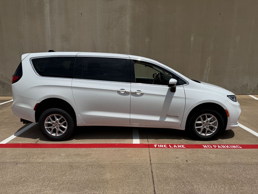 Used 2023 Chrysler Pacifica Touring L - BraunAbility Rear Entry Entry Fold Out Manual Ramp
